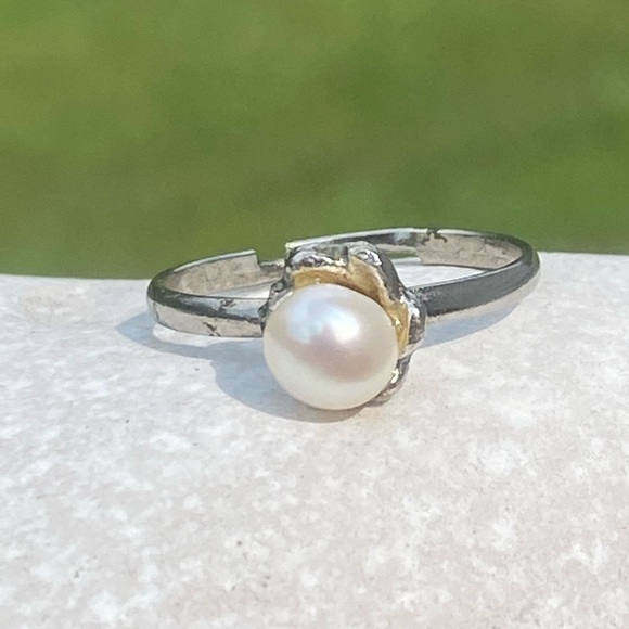 Cultured Pearl ring silver plated 6 mm Pearl adjustable size 7 - 8.5 - Picture 13 of 16